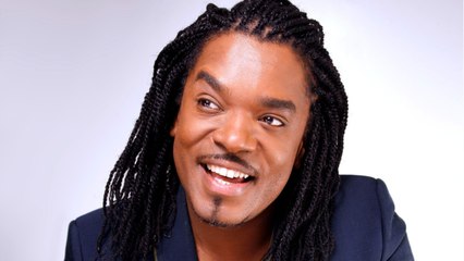 GALA VIDÉO - Anthony Kavanagh touché par une pneumonie : il doit reporter son spectacle