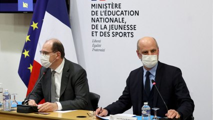 VOICI - Jean-Michel Blanquer à Ibiza à la rentrée : cette révélation qui choque les internautes