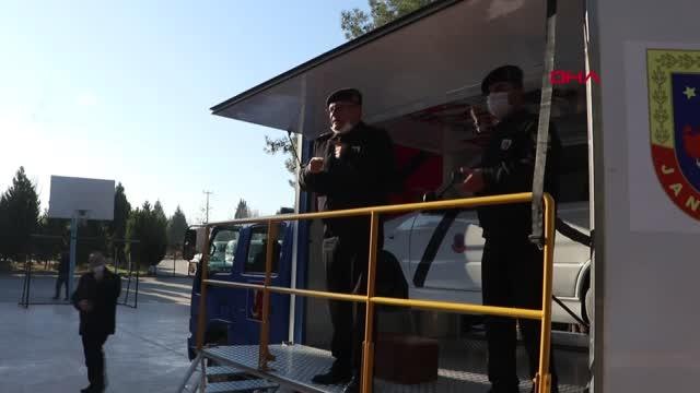 EMNİYET KEMERİNİN ÖNEMİ SİMÜLASYON ARACI İLE ANLATILDI