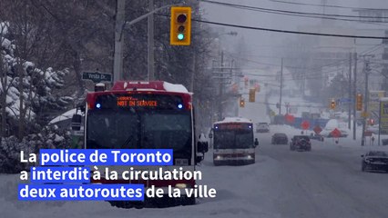 Canada: Toronto frappée par une tempête hivernale
