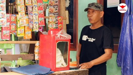 comedy movie: what's app makes you blush