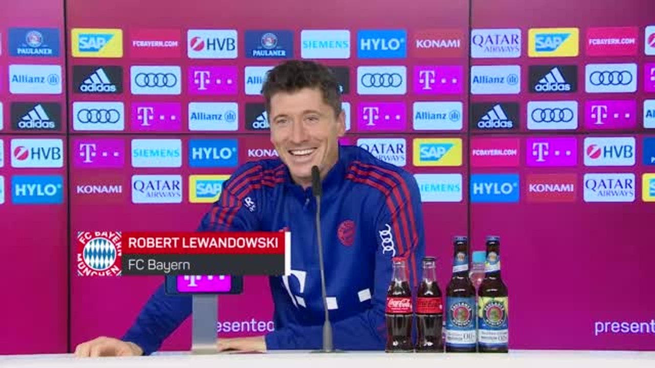 Lewy stichelt: 'Muss erst mit Haaland trainieren'