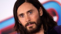 GALA VIDEO - Jared Leto a 50 ans : son corps de rêve met les internautes en émoi