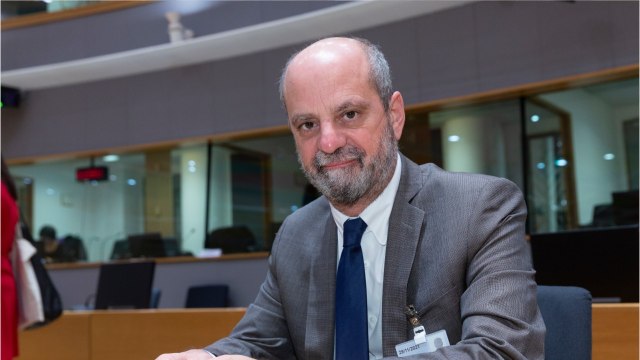 GALA VIDÉO - Jean-Michel Blanquer radical : “Il est normal de mettre la pression sur les non-vaccinés”