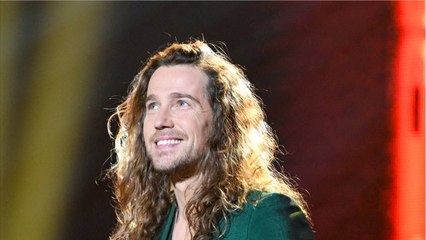 GALA VIDEO – Julien Doré papa : il confirme l’heureuse nouvelle face à Nikos Aliagas
