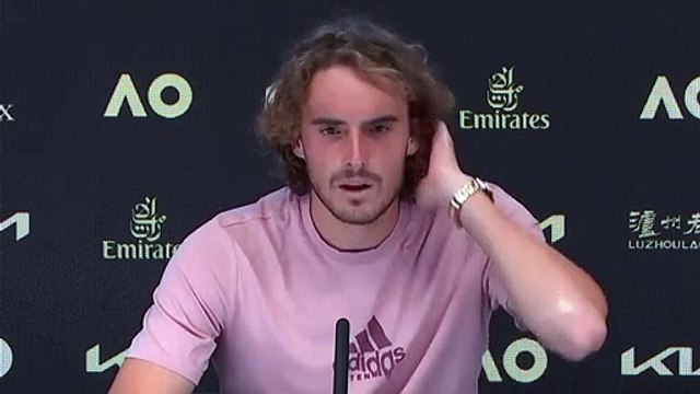 Open d'Australie 2022 - Stefanos Tsitsipas : There may be tennis players who have something that I don't have, but that's why I'm here, to improve little by little