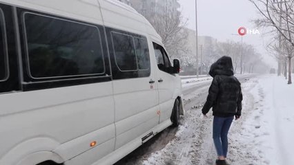 Kahramanmaraş'tan kar manzaraları...Sürücüler yollarda zor anlar yaşadı