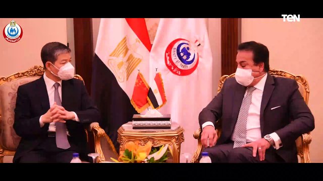 وزير التعليم العالي والقائم بأعمال وزير الصحة يشهد توقيع اتفاقية تعاون بين شركتي فاكسيرا وسينوفاك