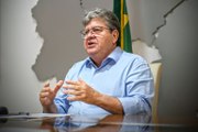 Radialista cobra do governo estadual o avanço das obras assinadas pelo próprio governador