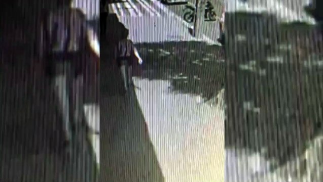 Homem pede ajuda para encontrar carteira perdida