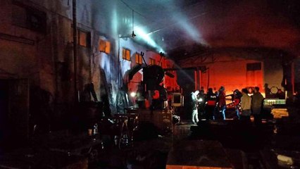 Kereste atölyesinde korkutan yangın