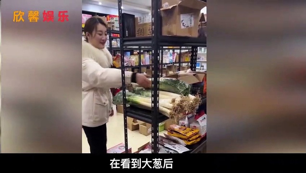 陈亚男晒近况！上班地点装修华丽，带员工巡视样品间