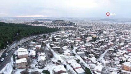 Kar yağışıyla oluşan kartpostallık görüntüler