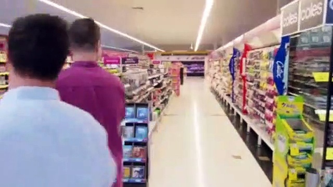 My Kitchen Rules S08E37 - Super Dinner Parties Mark & Chris (Vic)