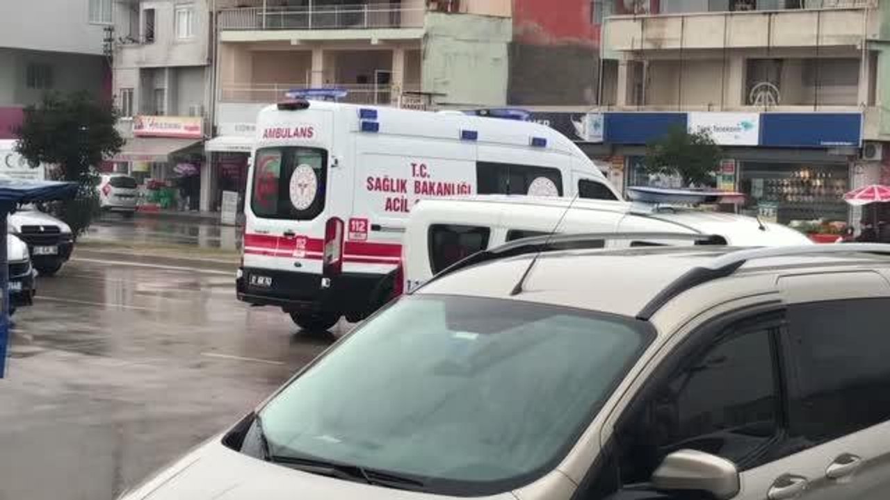 Klima tamircisi bakım için gittiği evde tartıştığı aile üyelerini silahla yaraladı