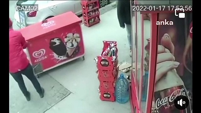 Elektrik zammı sonrasında bakkallar ve bayiler dondurma satmama kararı aldı