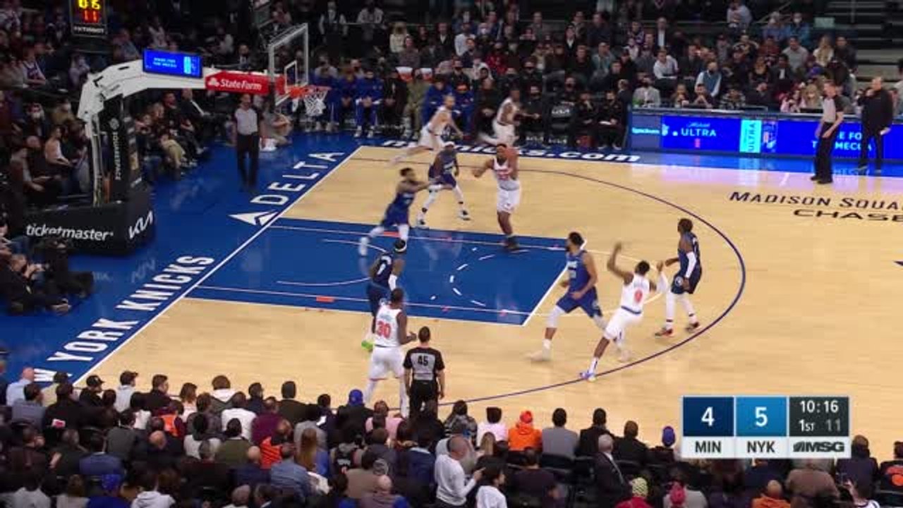 Highlights: No-Look-Pass führt zu Towns-Dunk