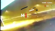 Kahramanmaraş'ta aydınlatma direğinin devrilmesi ve petrol boru hattının patlaması anbean kamerada