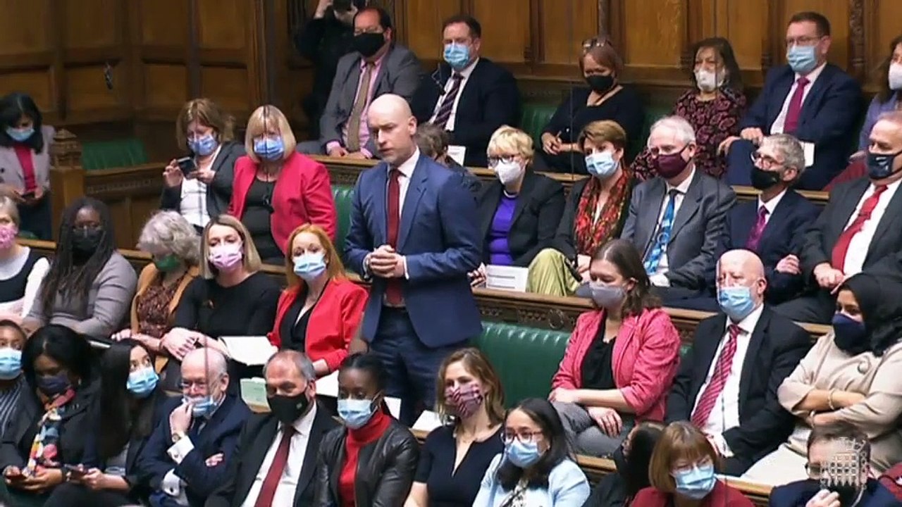 "Does the Prime Minister agree that the leader of the Scottish Conservatives is a 'lightweight'"?