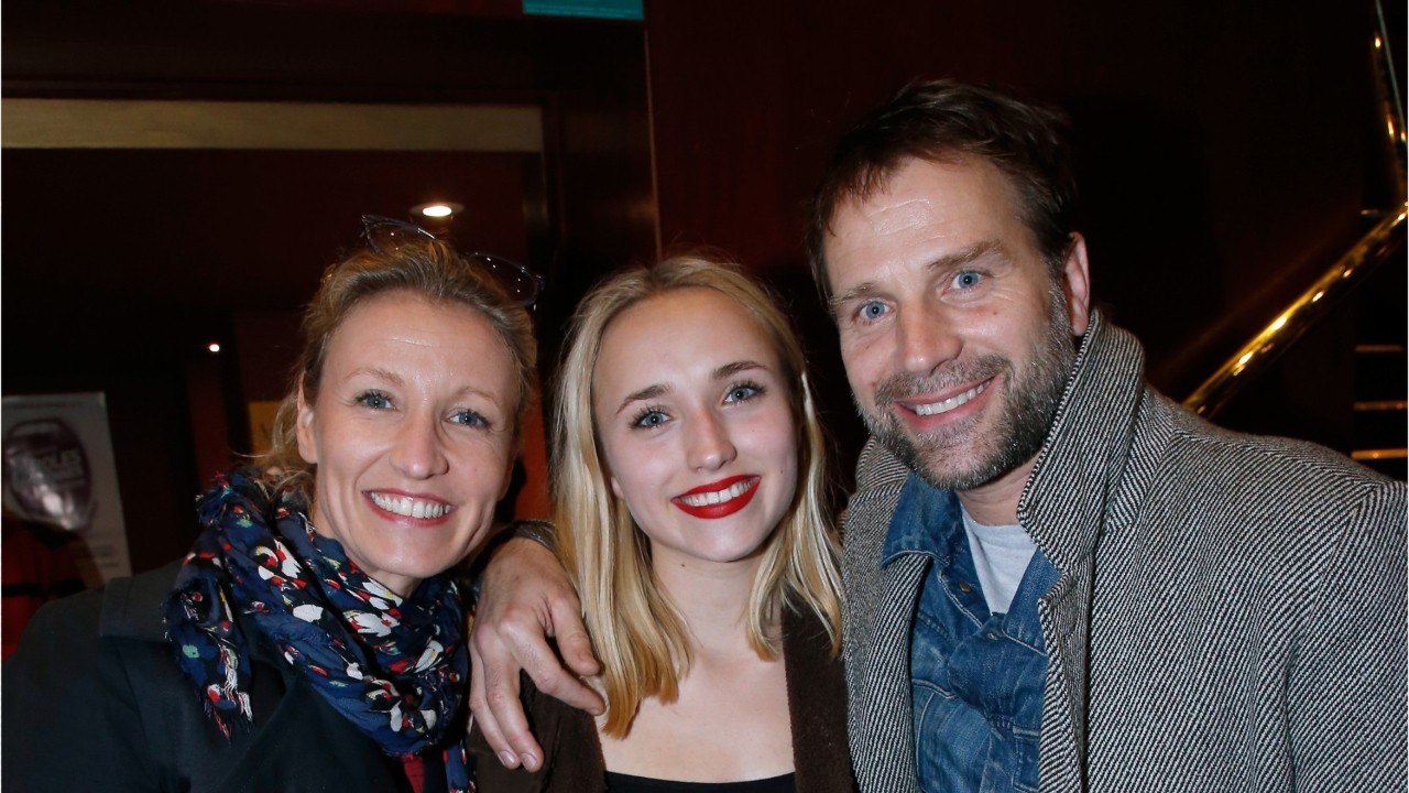 GALA VIDEO - Alexandra Lamy : est-elle restée en bons termes avec son ex Thomas Jouannet ?