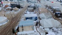Hóvihar sújtja Szíriában az otthon nélkül maradt embereket