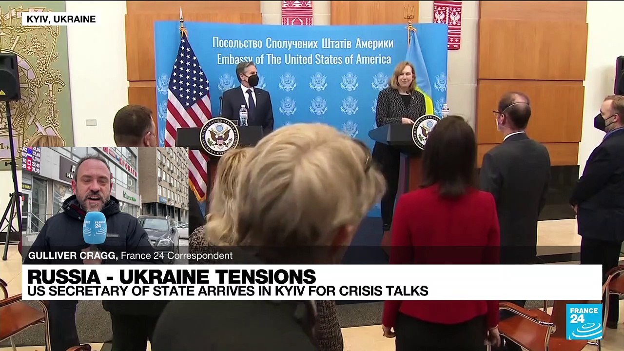 Blinken in Kyiv urges Putin to choose 'peaceful path' on Ukraine