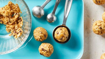 The #1 Snack to Help Lower Cholesterol, According to a Dietitian