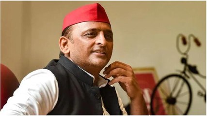 What made Akhilesh Yadav think about fighting the UP election?