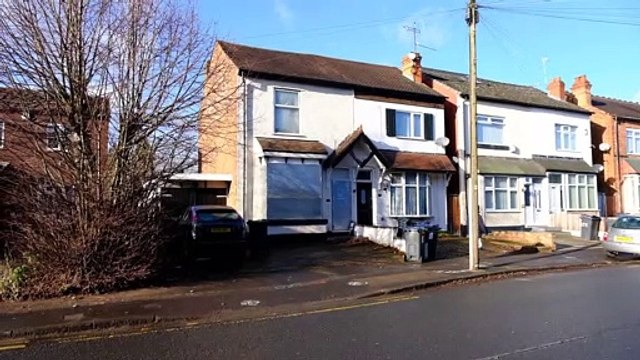Police investigate unexplained death of woman was found with a head injury at her home in Erdington