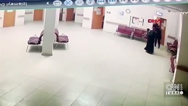 Annesine ilaç yazmayan doktora saldırdı