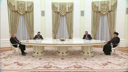 بوتين ورئيسي يشيدان بالعلاقات الثنائية مع اشتداد الضغط في الملف النووي