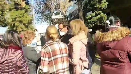 La Policía irrumpe en la acampada de las limpiadoras del Reina Sofía