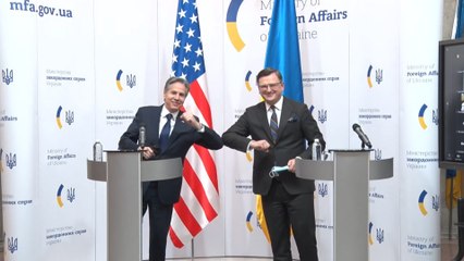 Blinken promete a Ucrania más ayuda militar ante los planes agresivos de Putin