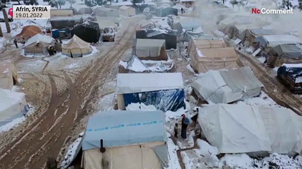 Drama nördlich von Aleppo: Zelte verschwinden in Schneemassen