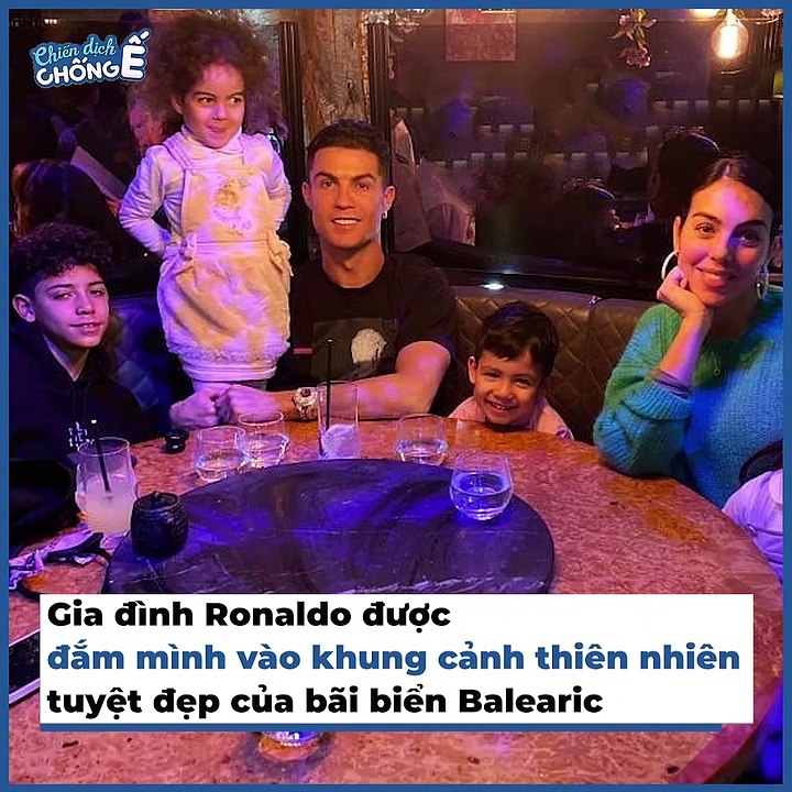 Độ Chịu Chơi Của CR7: Sắm Xe 6 Tỷ Tặng Con, Bỏ Nửa Tỷ/Ngày Cho Bạn Gái | Điện Ảnh Net