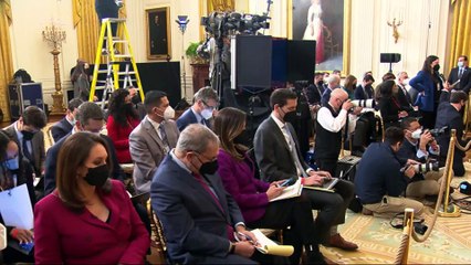 Aspettando il vertice Blinken-Lavrov, Macron dichiara: "Serve un nuovo piano europeo di sicurezza"