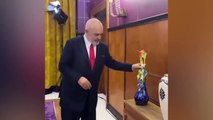 Erdoğan Arnavutluk Başbakanı Rama'yı hayrete düşürdü