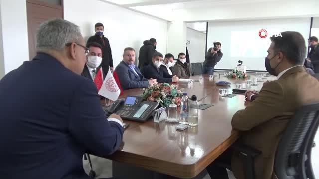 Muş Valisi İlker Gündüzöz, İstihdam sorununu devlet vatandaş elbirliğiyle çözeceğiz