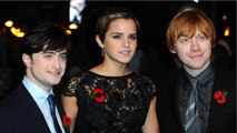 VOICI : - Harry Potter, retour à Poudlard : pourquoi Emma Watson a eu beaucoup de mal à embrasser Rupert Grint