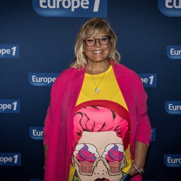 VOICI SOCIAL : Laurence Boccolini divorcée : elle se confie sur son rôle de mère célibataire auprès de sa fille Willow