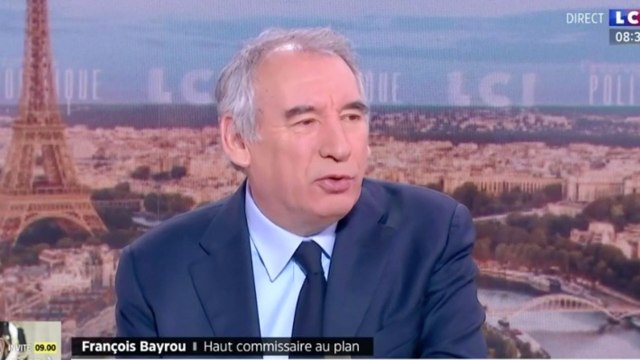 GALA VIDEO - Jean-Michel Blanquer “en voyage de noces” à Ibiza ? La grosse boulette de François Bayrou sur LCI