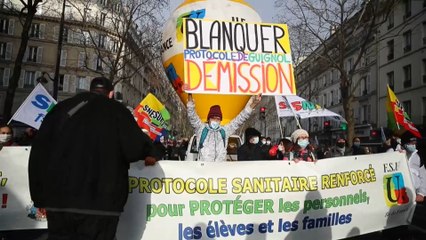 Ministro: Francia mantendrá los polémicos autotest para no cerrar escuelas