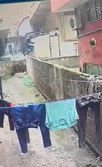 SULTANGAZİ'DE OTOMOBİLİNE BİNEN EMLAKÇI KADINI VURAN ŞÜPHELİ BÖYLE KAÇTI