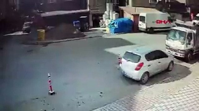 Kartal'da hemşire Ömür Erez'i öldüren Rahmi Uygun'un cinayet sonrası kaçtığı anlar kamerada