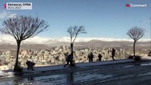 Schneesturm fegt auch über Damaskus - zur Freude der Kinder