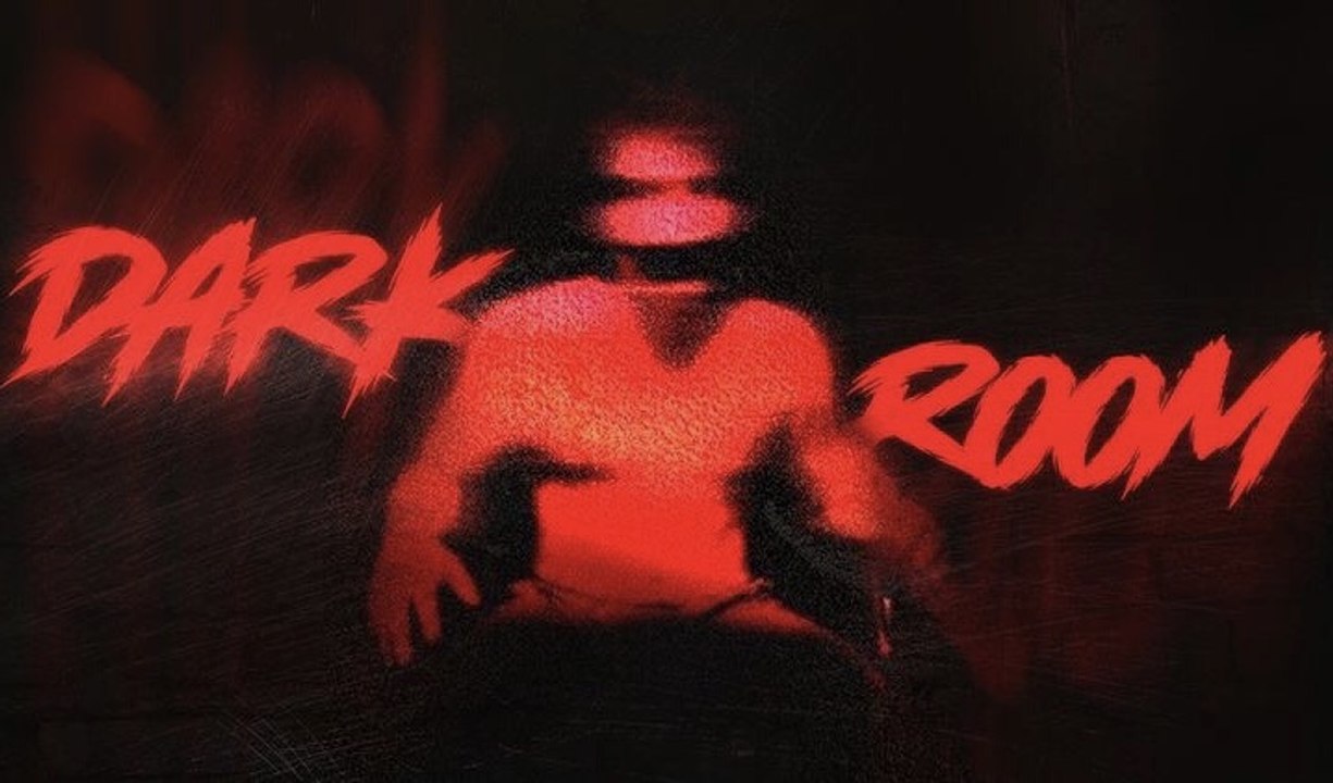 DARK ROOM