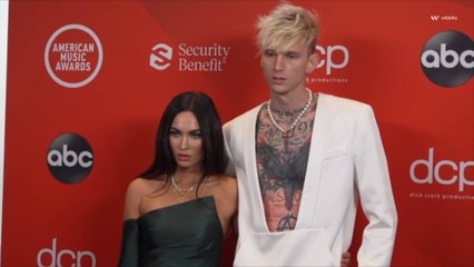 Megan Fox’s Engagement Ring Has Thorns and Hurts To Take Off