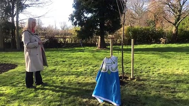 Mayor plants first tree to mark Queen's Jubilee