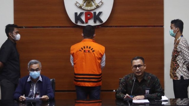 OTT KPK, Pengacara dan Panitera PN Surabaya Diamankan