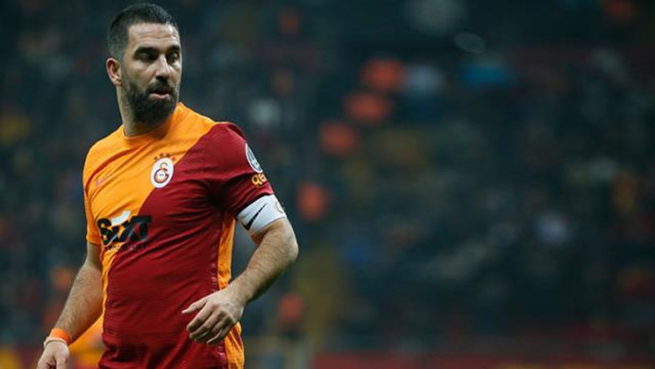 Galatasaray'ın Kasımpaşa hezimeti sonrası Arda Turan'dan çok konuşulacak sözler: Ben utanıyorum artık